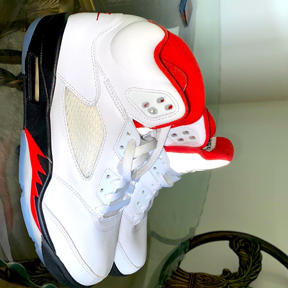 Air Jordan 5 retro fire red 2020